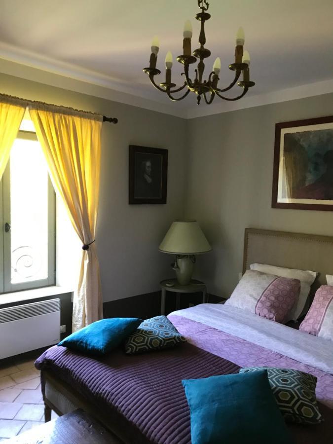 Residence Le Petit Paradis Labastide-Rouairoux Eksteriør billede