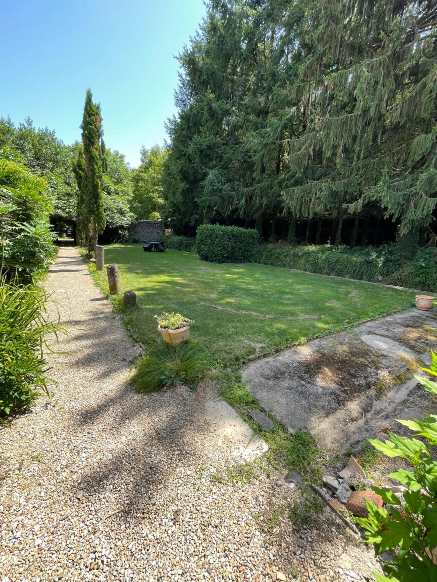 Residence Le Petit Paradis Labastide-Rouairoux Eksteriør billede