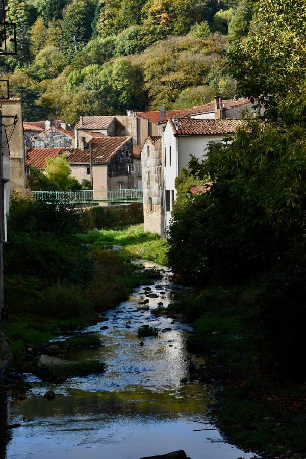Residence Le Petit Paradis Labastide-Rouairoux Eksteriør billede